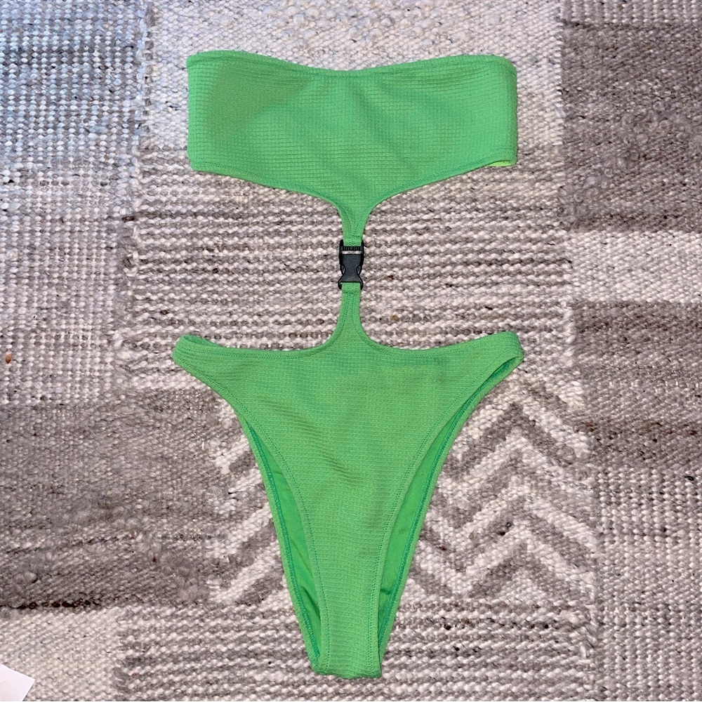 TWIIN Green Buckle Monokini | Great Condition